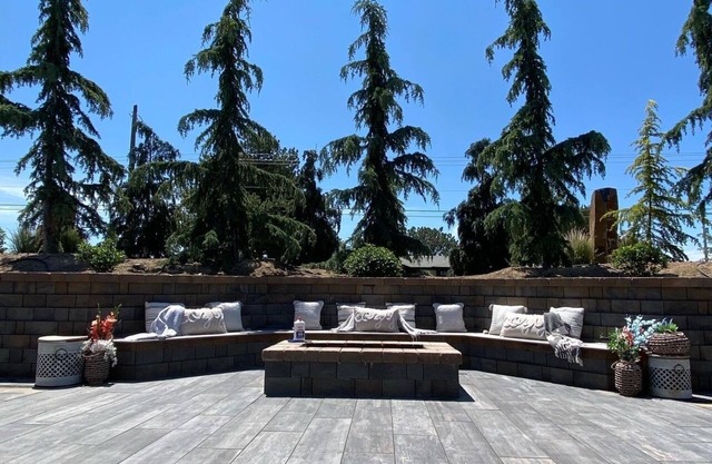 The Karcher House 3,200sqft home on 5 acres. Great for parking big rigs.