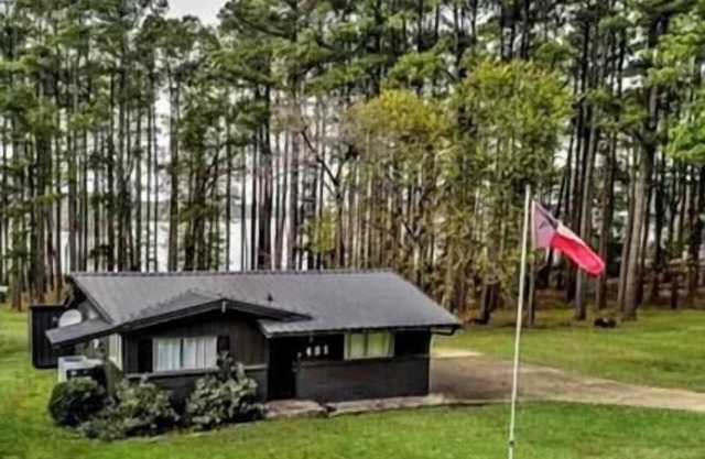 The Knotty Pine on Lake O the Pines Waterfront