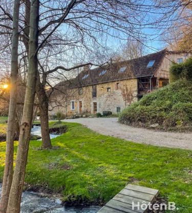The Lajarlaud Mill - Nature & Charm Along the Water's Edge