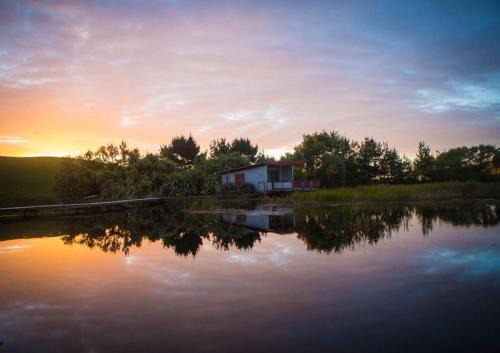 The Lakes - Kai Iwi Lakes Exclusive Retreat