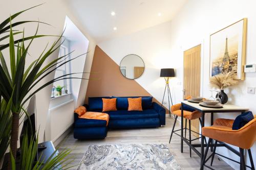 The Lanes Diamond - Rose Platinum Properties