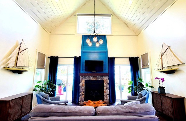 The Ledges Resort and Marina, Loon Cottage