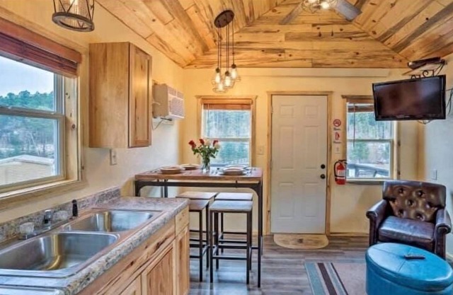 The Little Pine, Cozy Loft in the Forest