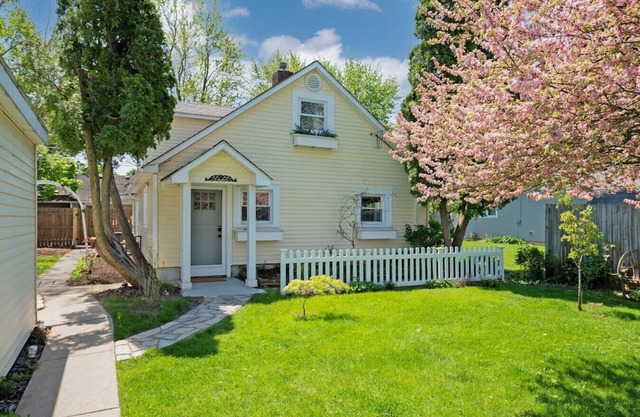The Little Yellow Cottage