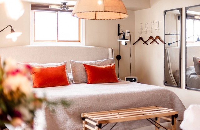 the Loft - Designer Hotel Room