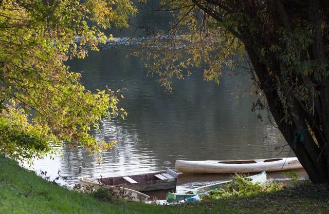The Maison de la Fontaine is located just a few dozen meters from the Dordogne River.