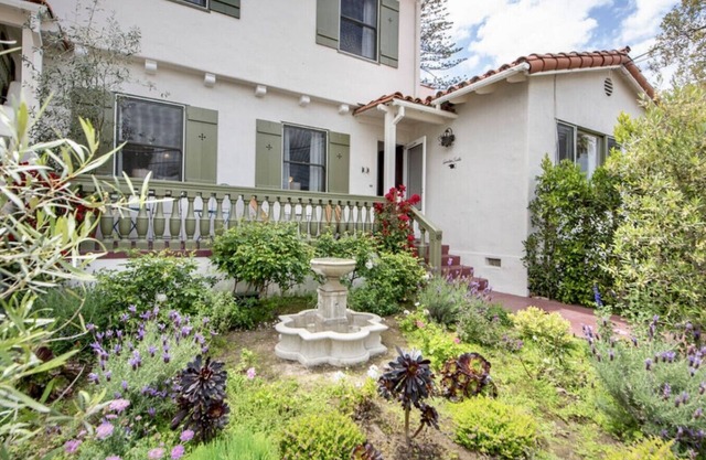 The Marlowe Seaside Inn - Vintage Luxury at the Beach - Hotel Amenities