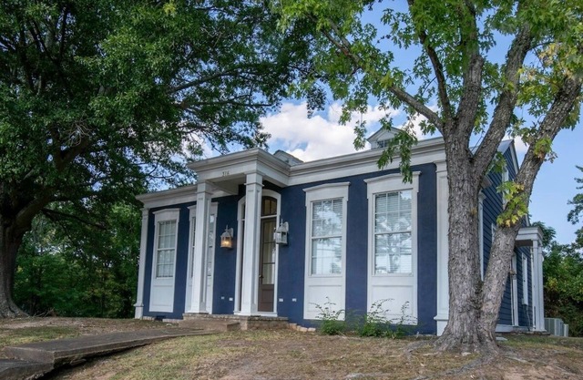 The Maxwell Discounted rate for S. Carolina game!