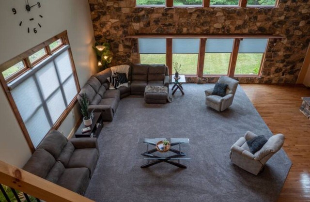 The Mountain Lodge | 8 Bed, 3.5 Bath