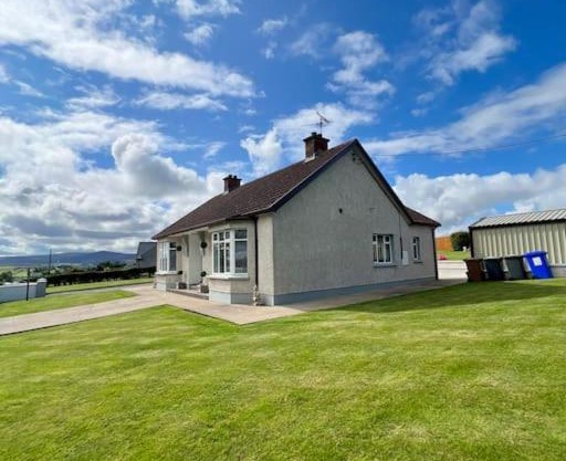 The Myles' Self-Catering Cottage - 4 Stars