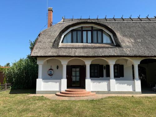 The Nádas House