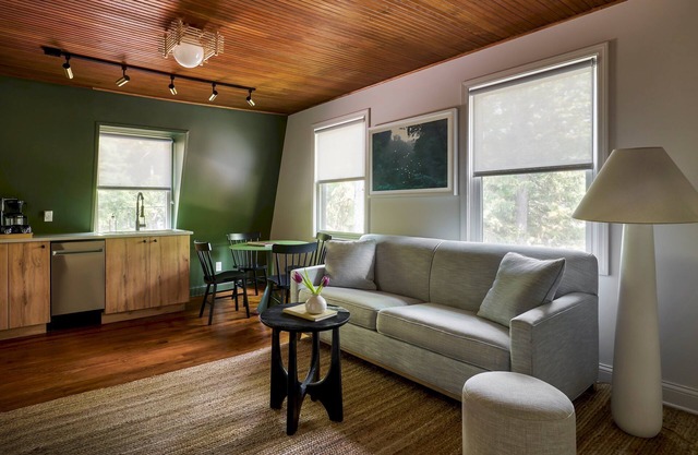 The Neighborhood Hotel Grand Beach Suite 9 - Two Bedroom