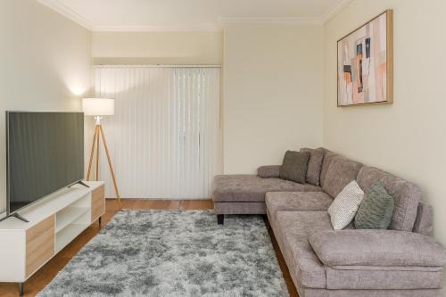 The Nest at 918 - Pool, Sauna, Laundry, Free Parking and No Cleaning Fee
