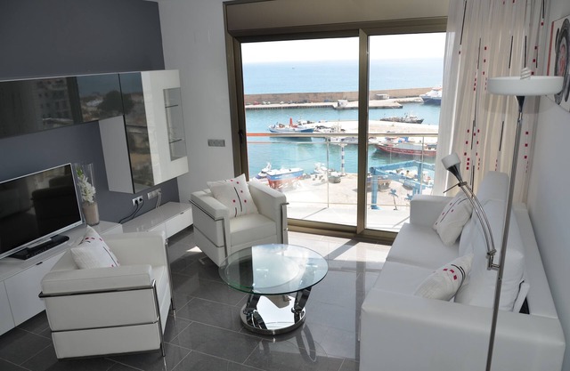 The new apartment, Casa Cleo, has a frontal breathtaking sea view.