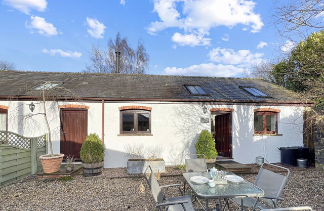 The Old Stables, Waterrow, Nr Wiveliscombe