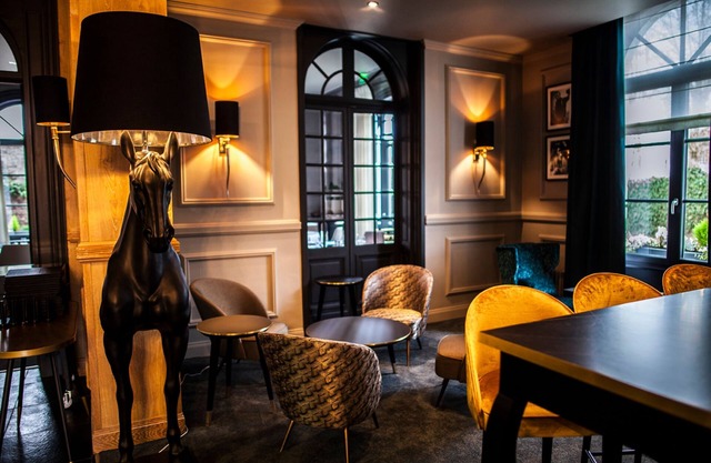 The Originals Boutique, La Maison Rouge