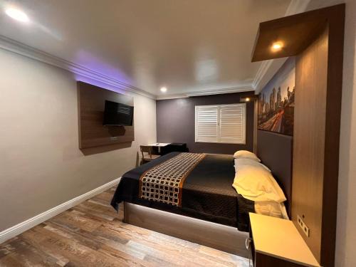 The Patio Motel - Los Angeles, LAX