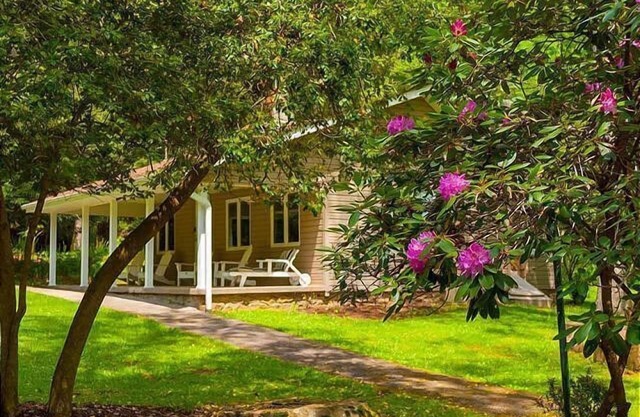 The Pebblestone Cottage is a charming cottage with three bedrooms and two full baths.