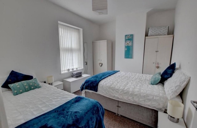 The Pomfret House, Perfect Guest Villa of Burnley