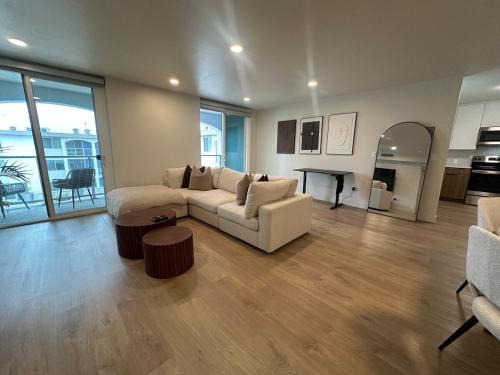 The Quartz Nook - Elegant 1BR Zen garden View Marina Side