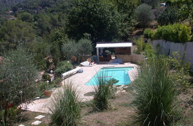 THE QUIET 20 KM FROM NICE