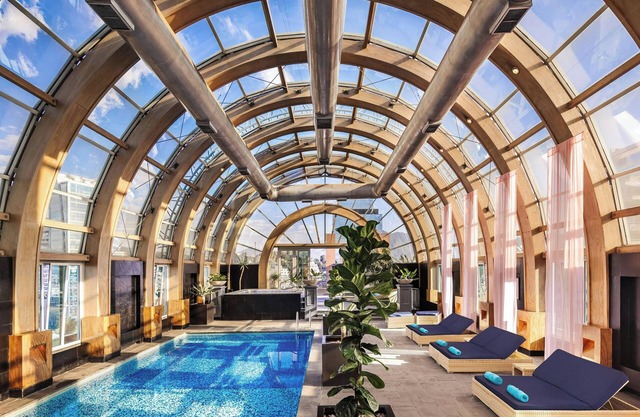 The Ritz-Carlton, Santiago