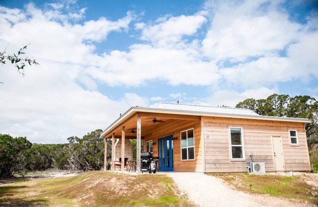 The Roberto-Two Bedroom/Two Bath Casita at Hill Country Casitas