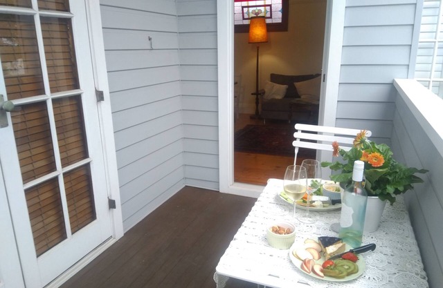 The Rosemont Apartment