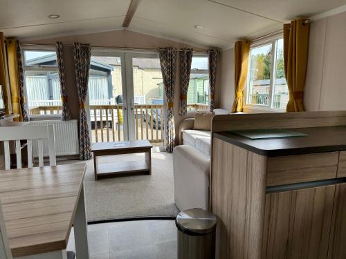The Salmon Van - Beautiful, luxury static caravan