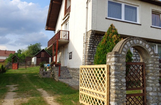 The settlement also because of the unique natural values ​is due to: the World