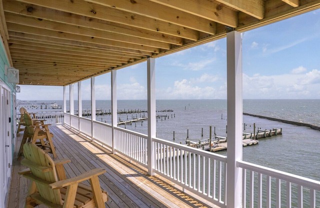 The Shackleford at Lookout Harbor