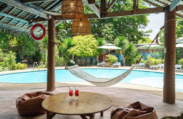 The Sharks Tail Dive Resort