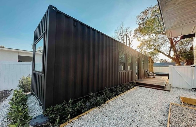 The Ship Yard · New Construction - Hot Tub - 30 min to Disney