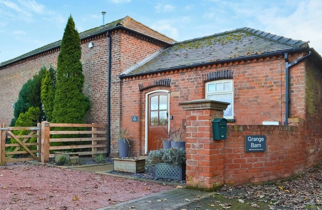 The Stables at Grange Barn