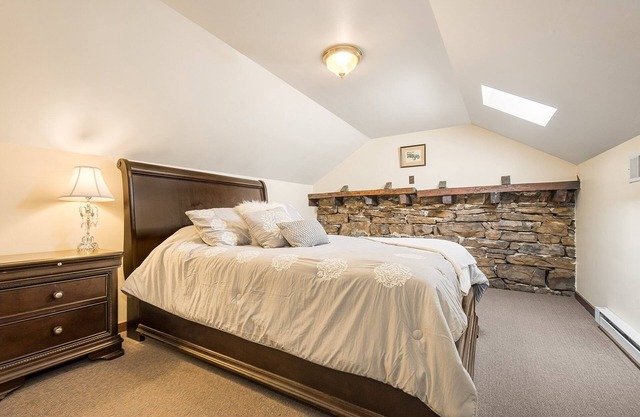 The Stewart Suite | Historic Victorian Inn Room