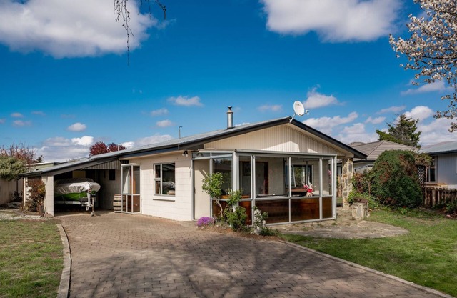 The Sunhaven - Cromwell Holiday Home