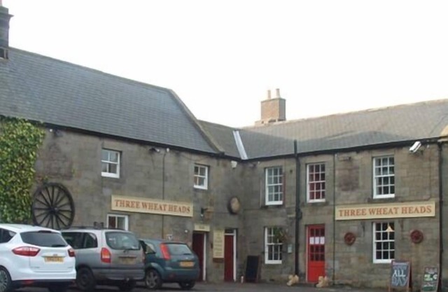 The Three Wheat Heads