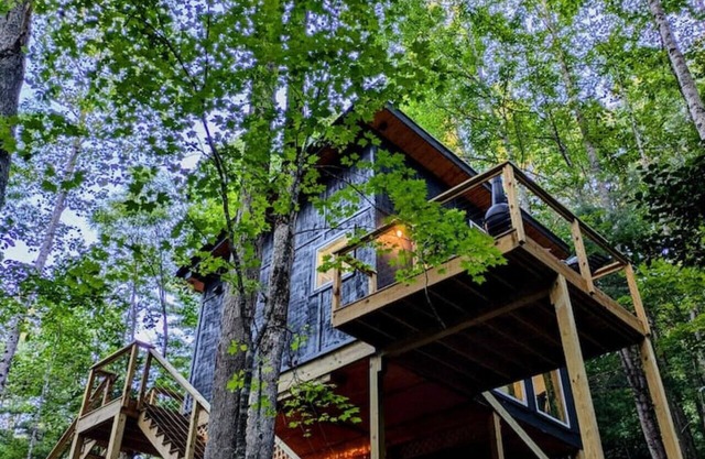 "The Treehouse"/HotTub/New Constr./NO Cleaning Fee