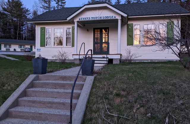 The ultimate basecamp for hiking, skiing, biking, fishing and more!