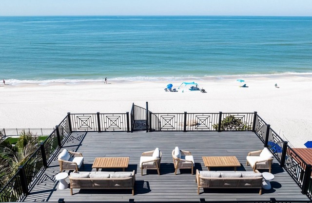 The Ultimate Beachfront Luxury Home! Amazing Pool and Spa, Rooftop Deck Sunsets!