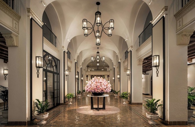 The Vinoy Resort & Golf Club, Autograph Collection