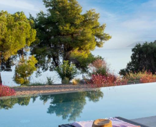 Theros Estate