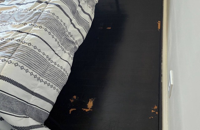 This 3 bedroom 1 bathroom brick ranch is located between Aiken and Augusta.