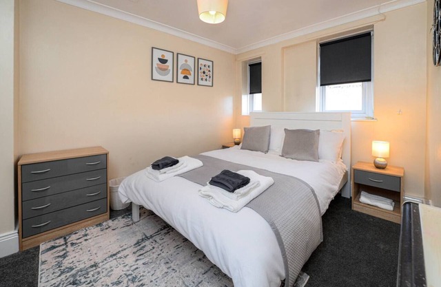 This apartment is a 1 bedroom(s), 1 bathrooms, located in Hexham, England.