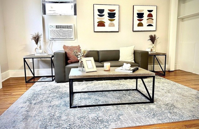 This apartment is a 1 bedroom(s), 1 bathrooms, located in Philadelphia, PA.