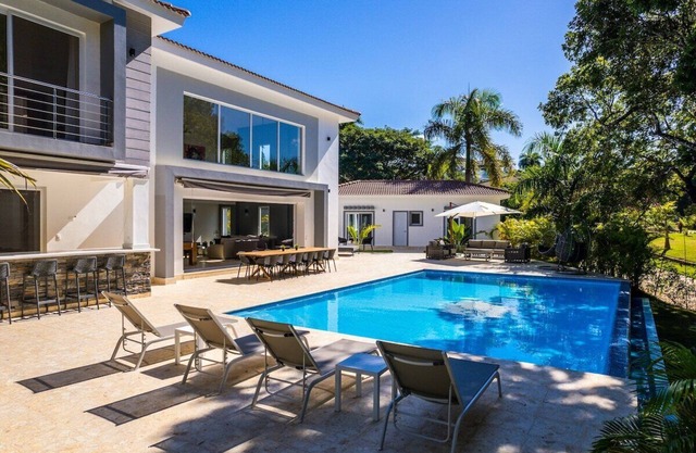 This villa is a 7 bedroom(s), 9 bathrooms, located in Sosúa, Puerto Plata.