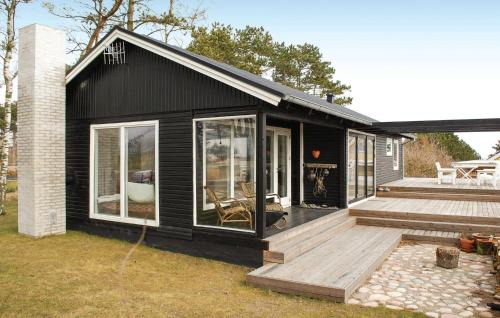 Three-Bedroom Holiday Home In Ebeltoft