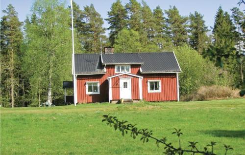 Three-Bedroom Holiday Home In Langaryd