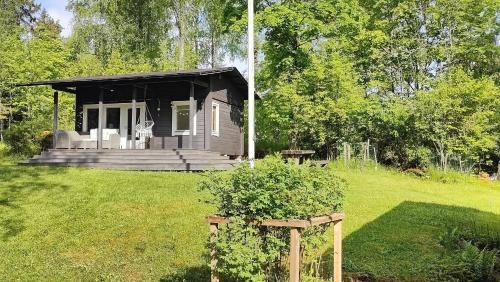 Three cozy cottages, sauna and hot tub