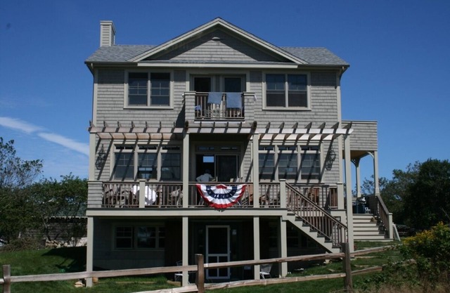 Three Sisters Cottage Block Island